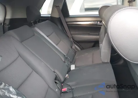 2011 Kia Sorento Lx из США, поврежденный, VIN 5XYKTCA16BG187010